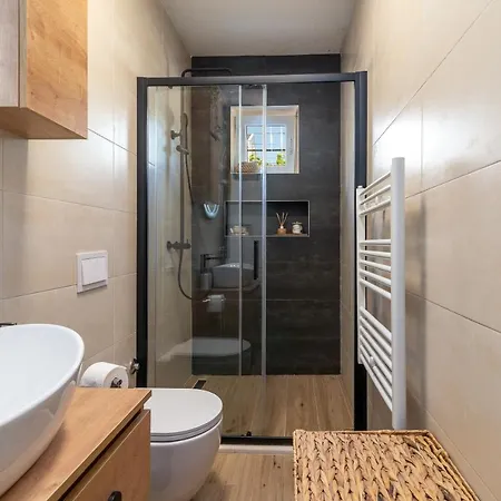 Apartman Jope דירה *