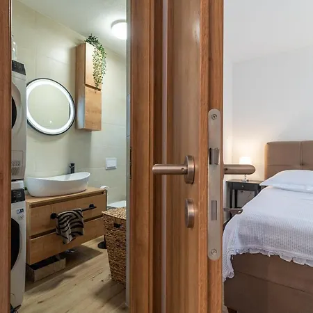 Apartman Jope דירה